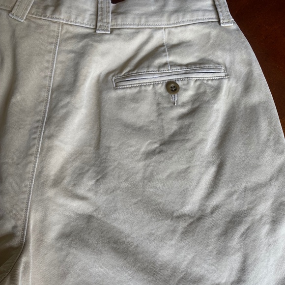 J Crew shorts 9" chino buttonfly khaki  33 - Picture 13 of 16